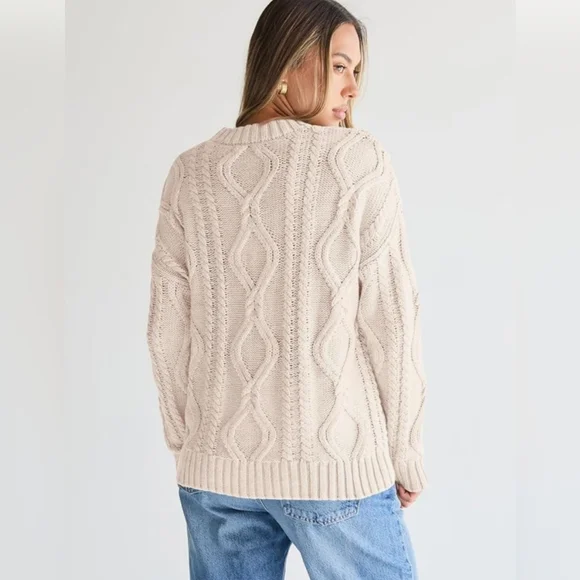 Cable Knit Crewneck Sweater - Cream.  W-26 - Picture 2 of 5